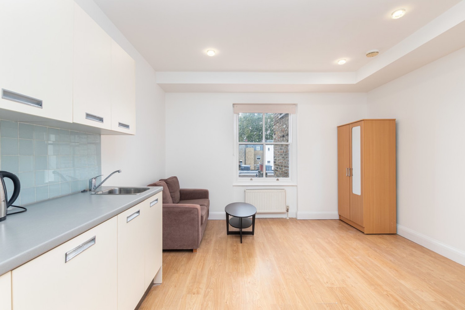 0 bedroom Flat in Beaufort Gardens, Knightsbridge