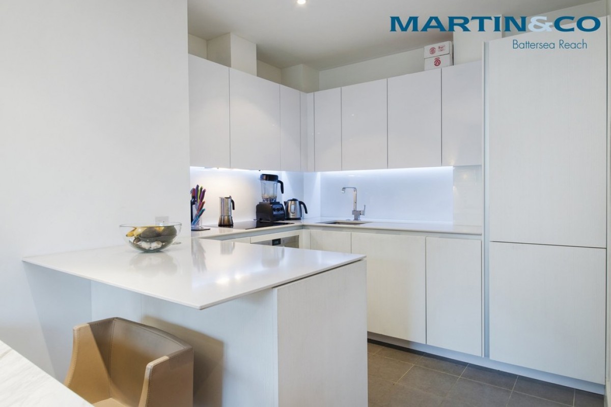 Spinnaker House, Battersea Reach