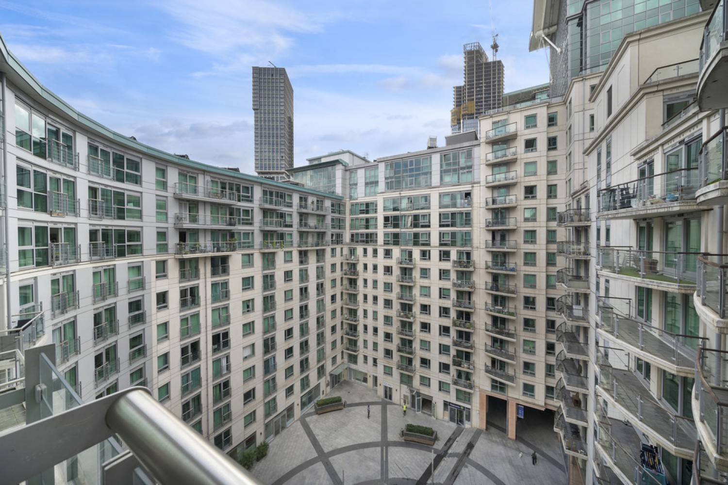 2 bedroom Flat for Letting Anchor House, St George Wharf