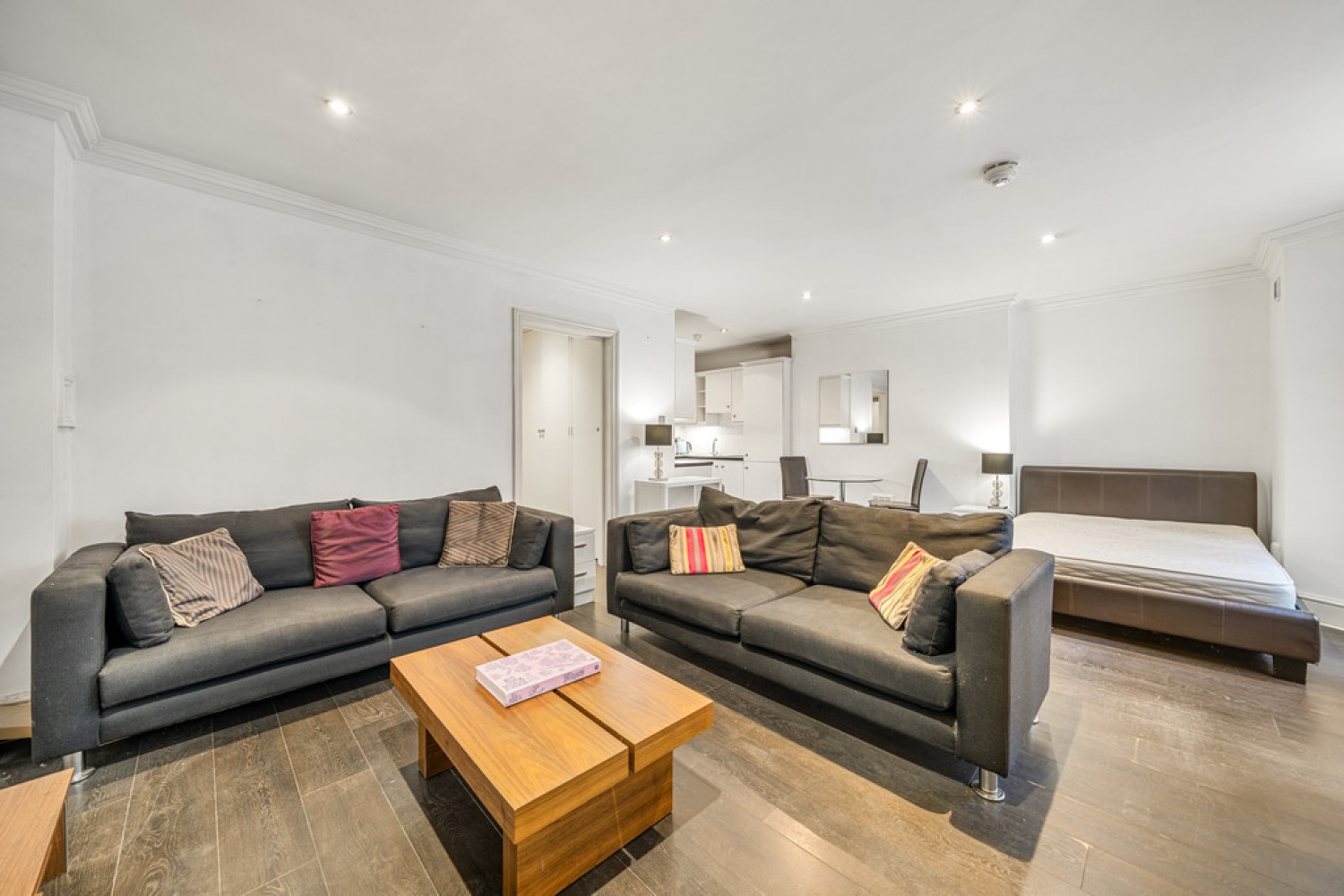 0 bedroom Flat for Letting Gloucester Terrace, Paddington