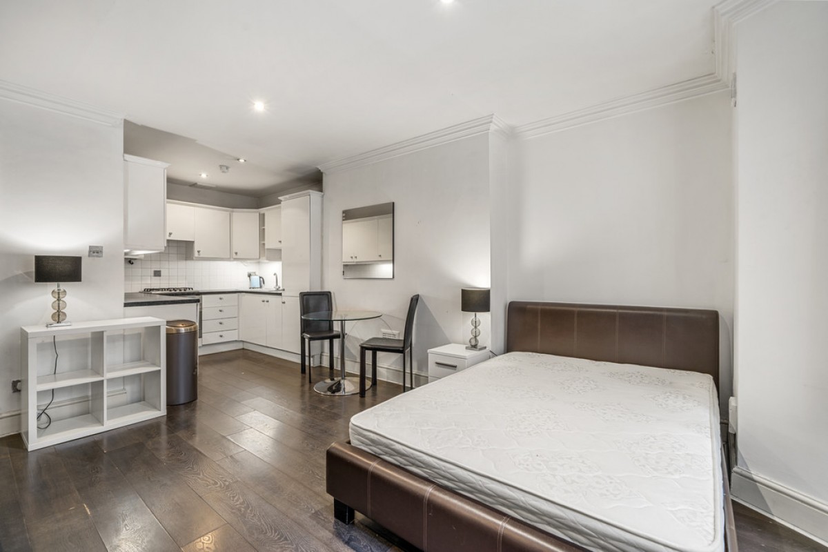 Gloucester Terrace, Paddington