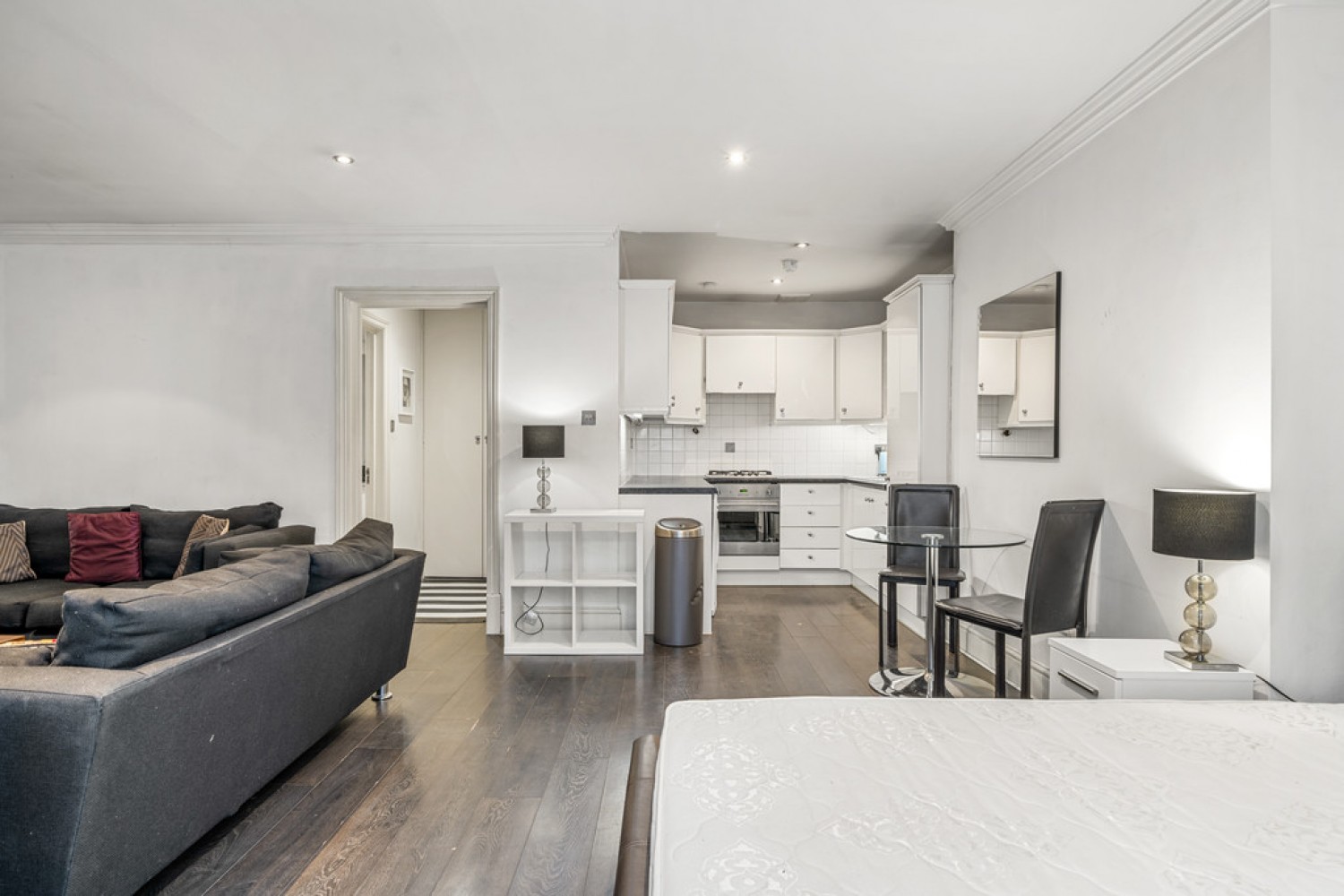 0 bedroom Flat for Letting Gloucester Terrace, Paddington