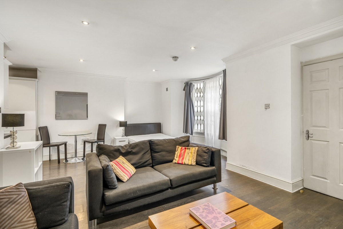 Gloucester Terrace, Paddington
