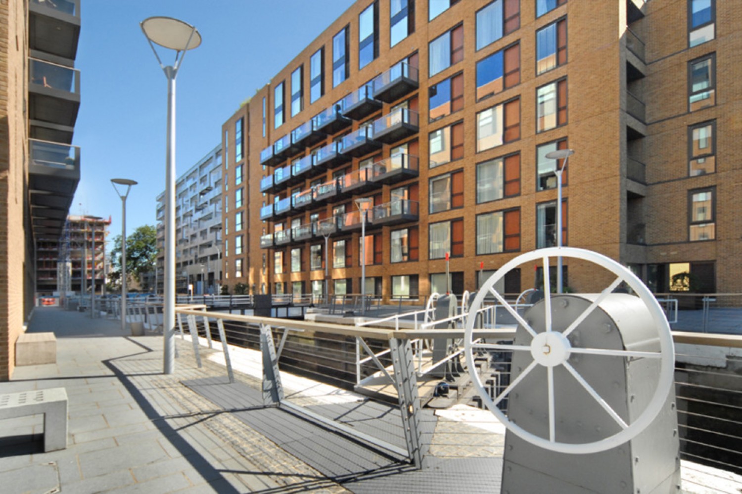 2 bedroom Flat for Letting Hirst Court, Grosvenor Waterside