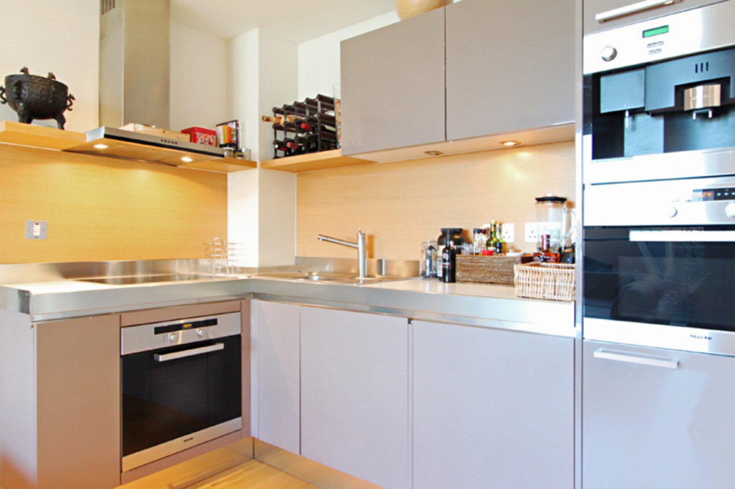 2 bedroom Flat for Letting Hirst Court, Grosvenor Waterside
