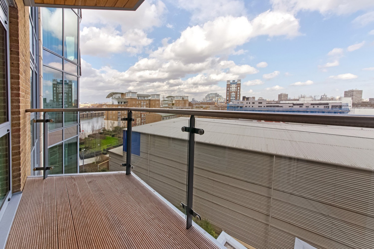 2 bedroom Flat in Flotilla House, Battersea Reach