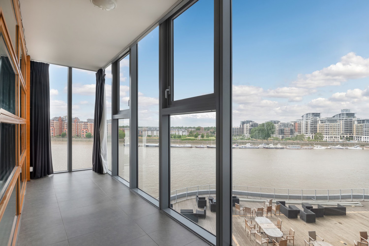 2 bedroom Flat for Letting Falcon Wharf, Battersea