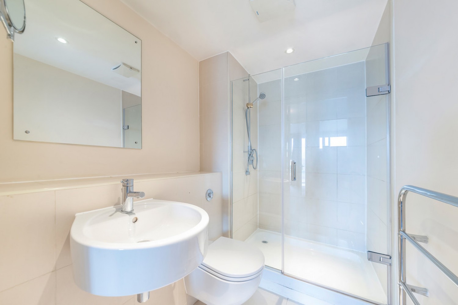 2 bedroom Flat for Letting Falcon Wharf, Battersea