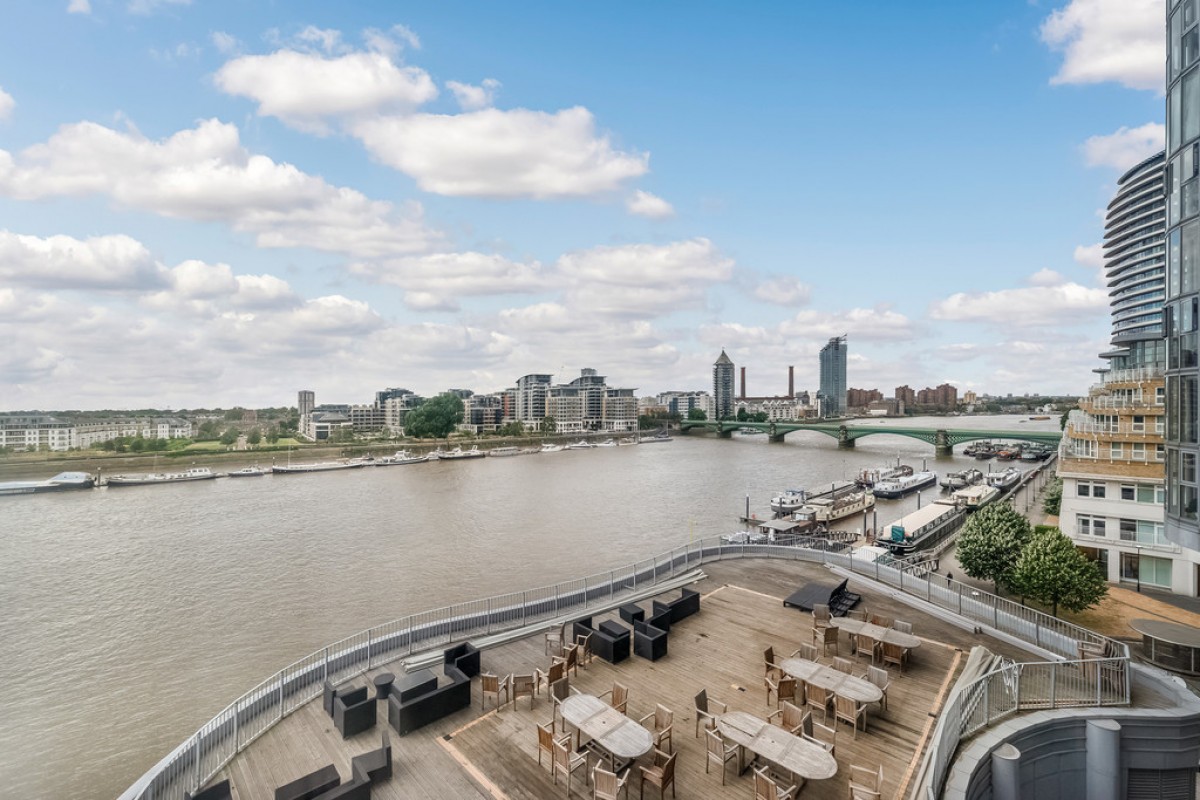 Falcon Wharf, Battersea