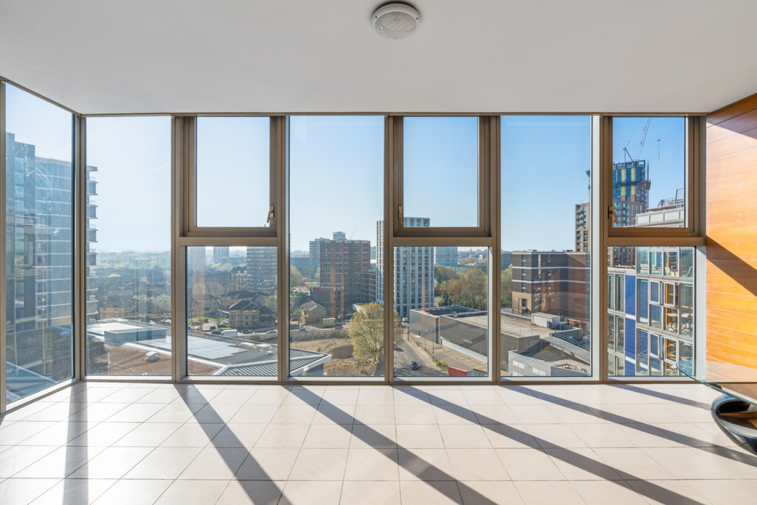 2 bedroom Flat for Letting Falcon Wharf, Battersea