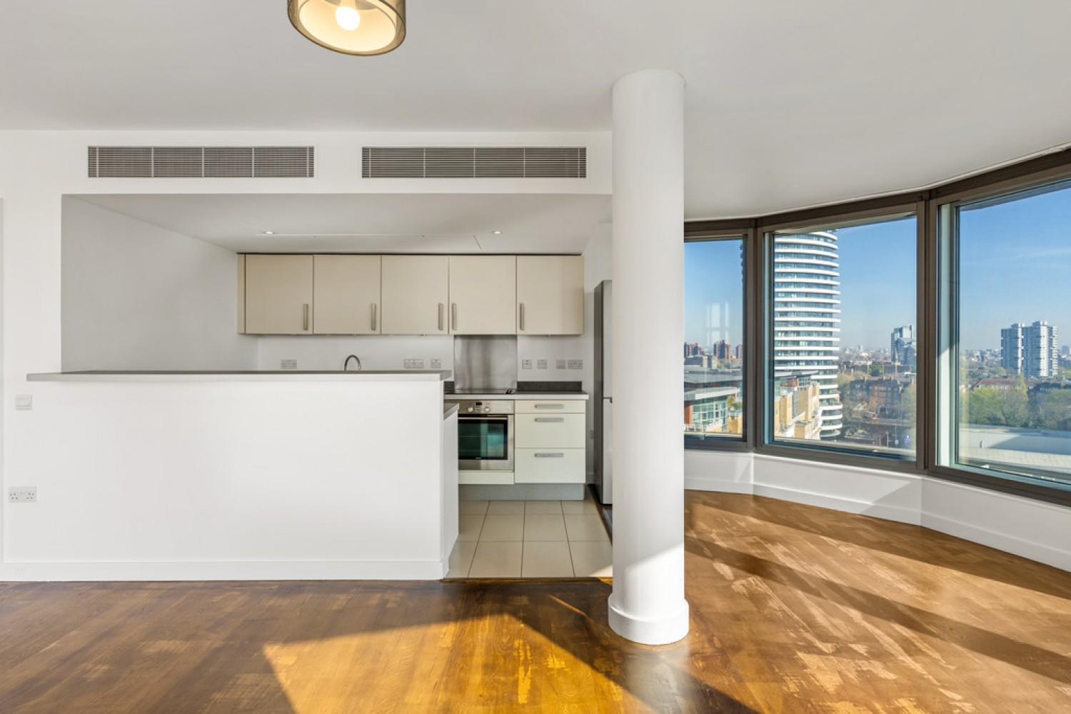 2 bedroom Flat for Letting Falcon Wharf, Battersea