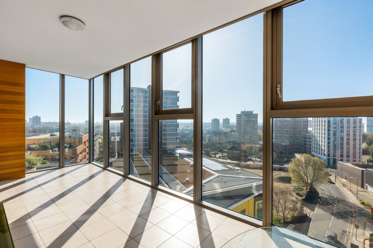 2 bedroom Flat for Letting Falcon Wharf, Battersea