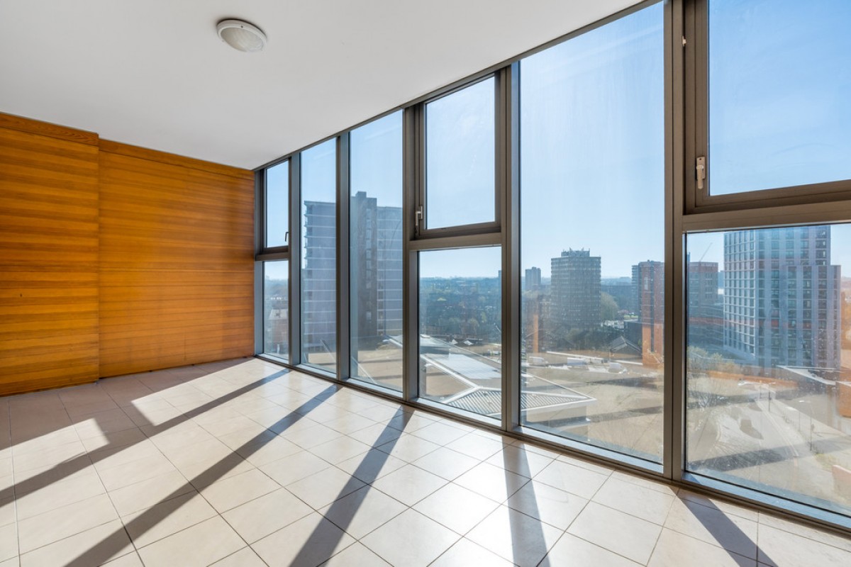 Falcon Wharf, Battersea