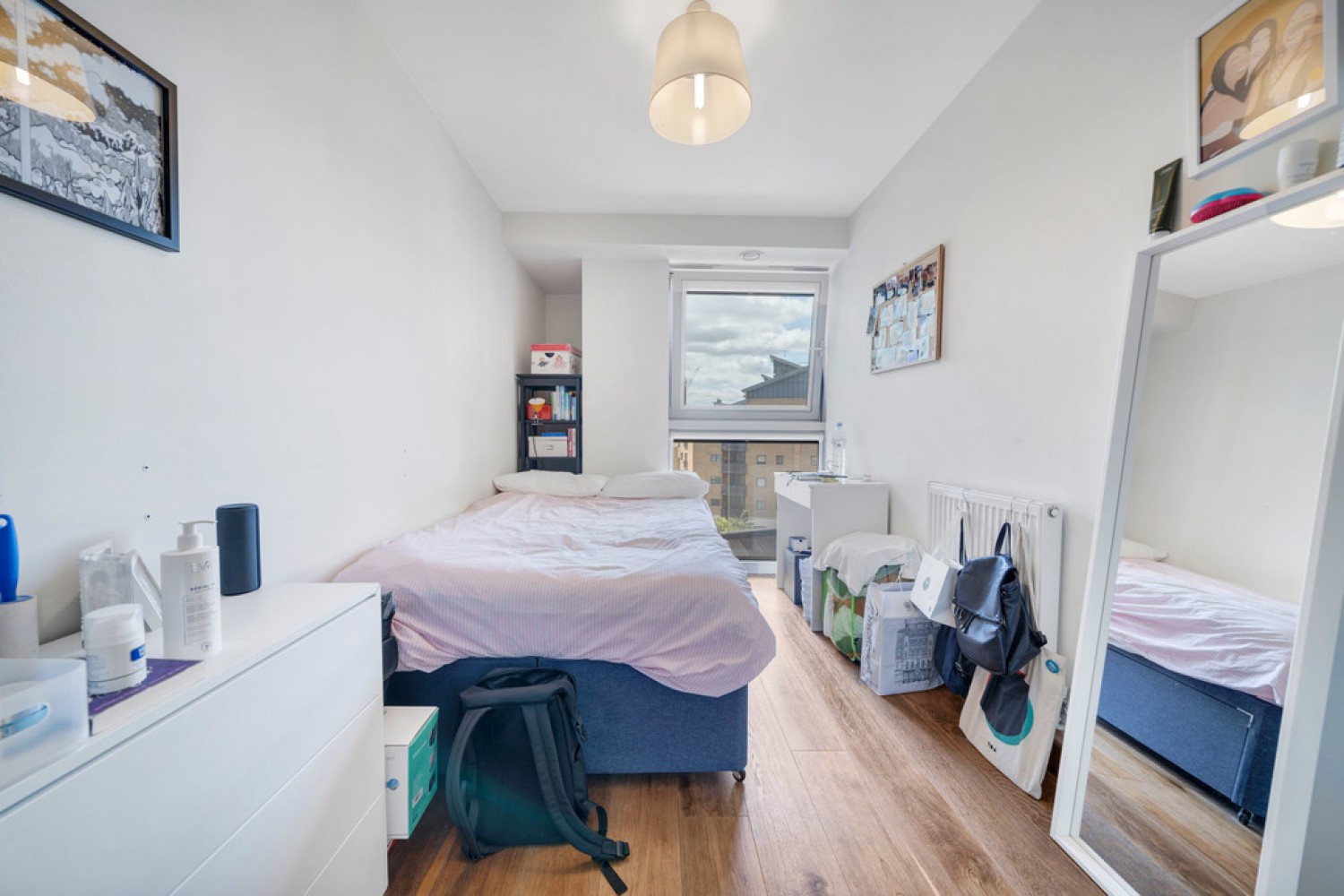 2 bedroom Flat for Letting Orbis Wharf, Bridges Wharf