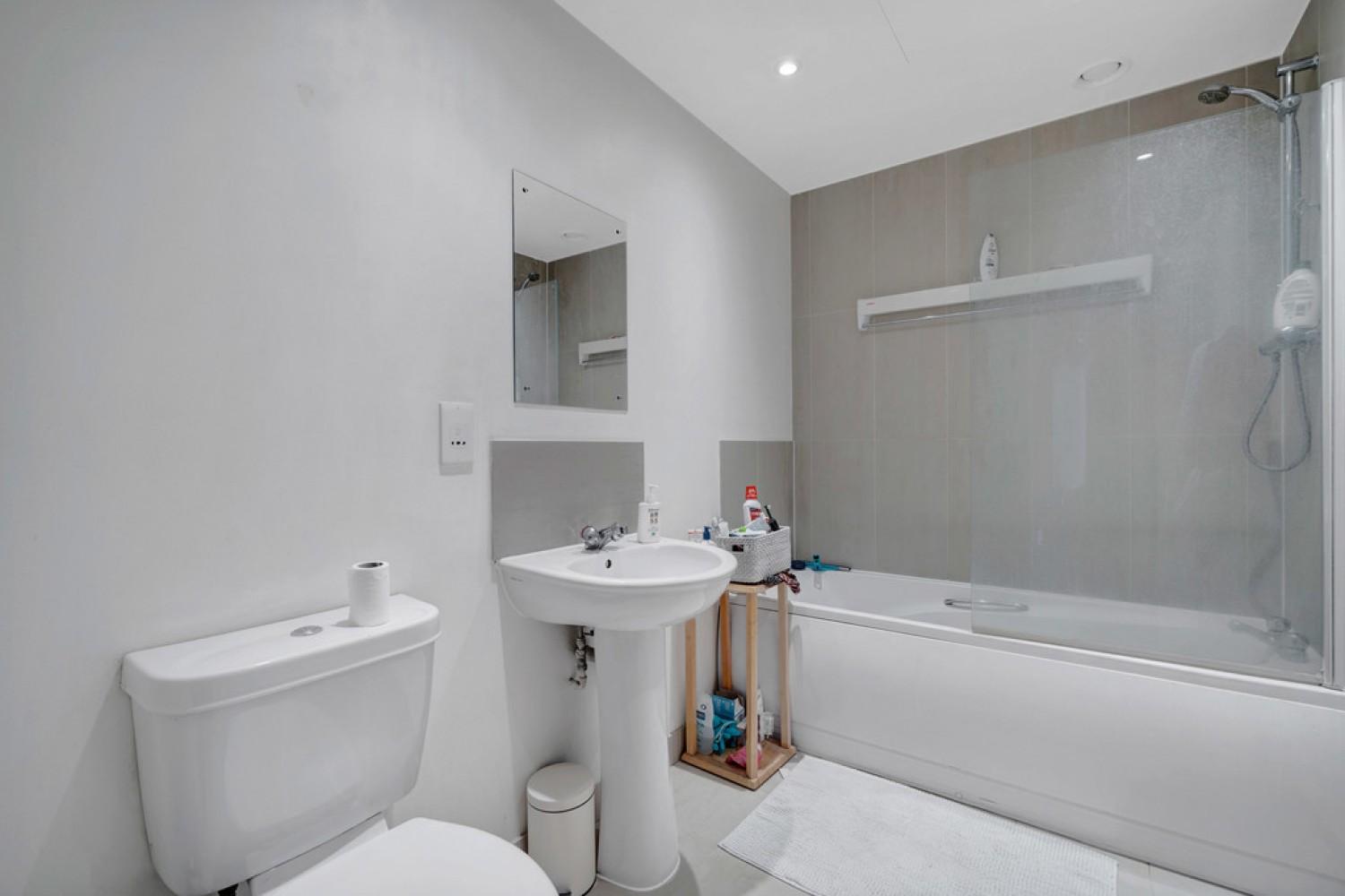 2 bedroom Flat for Letting Orbis Wharf, Bridges Wharf