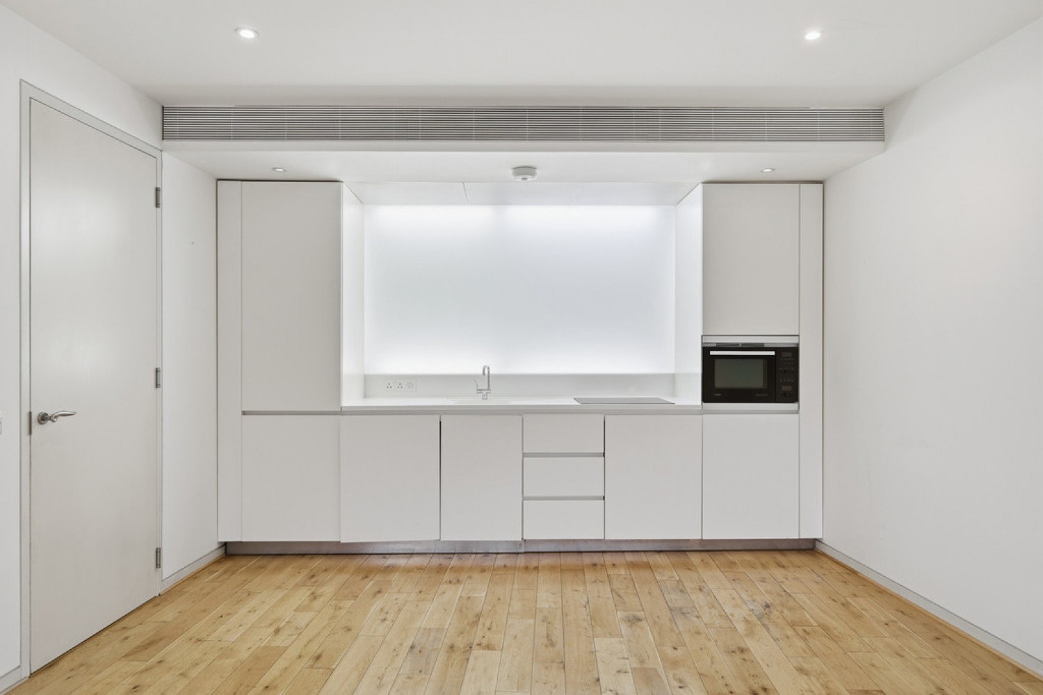 1 bedroom Flat in Albion Riverside, Hester Road