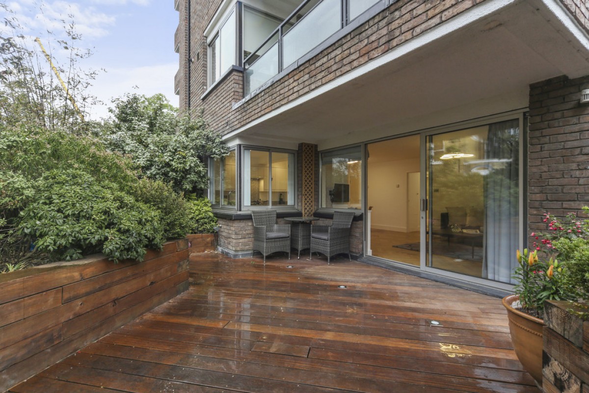 Campden Hill Road, Kensington