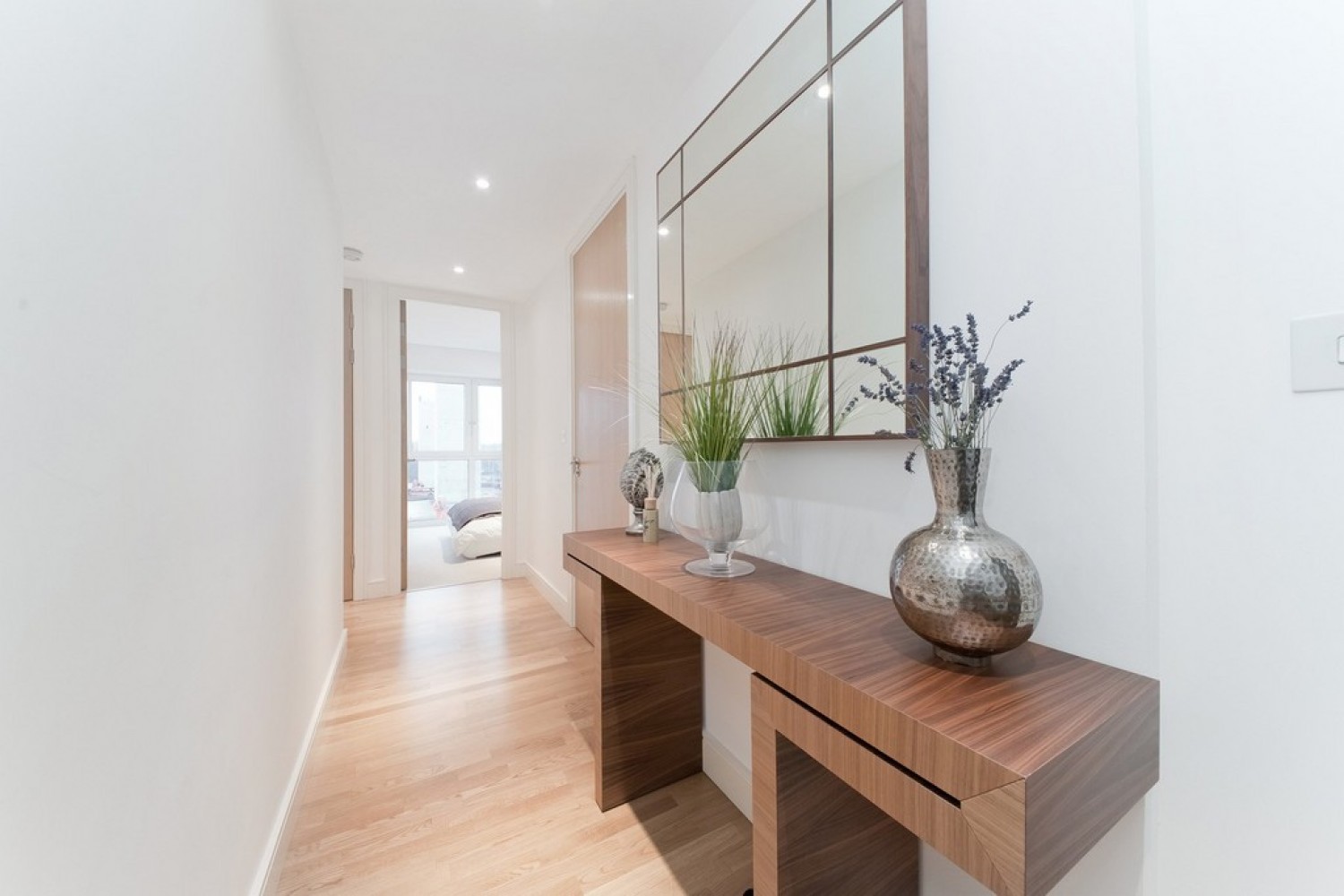 2 bedroom Flat for Letting Spinnaker House, Battersea Reach