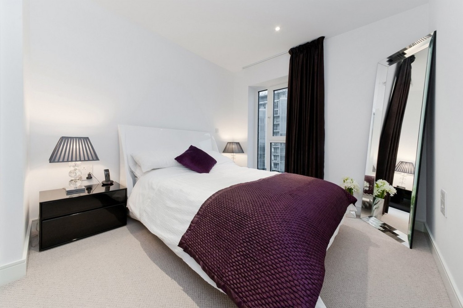 2 bedroom Flat for Letting Spinnaker House, Battersea Reach