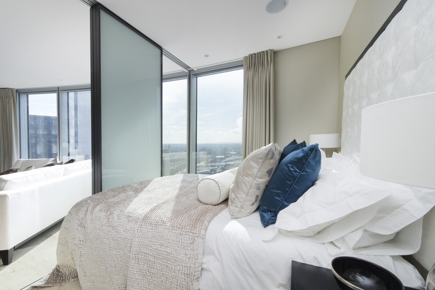 1 bedroom Flat for Letting One St George Wharf, Vauxhall