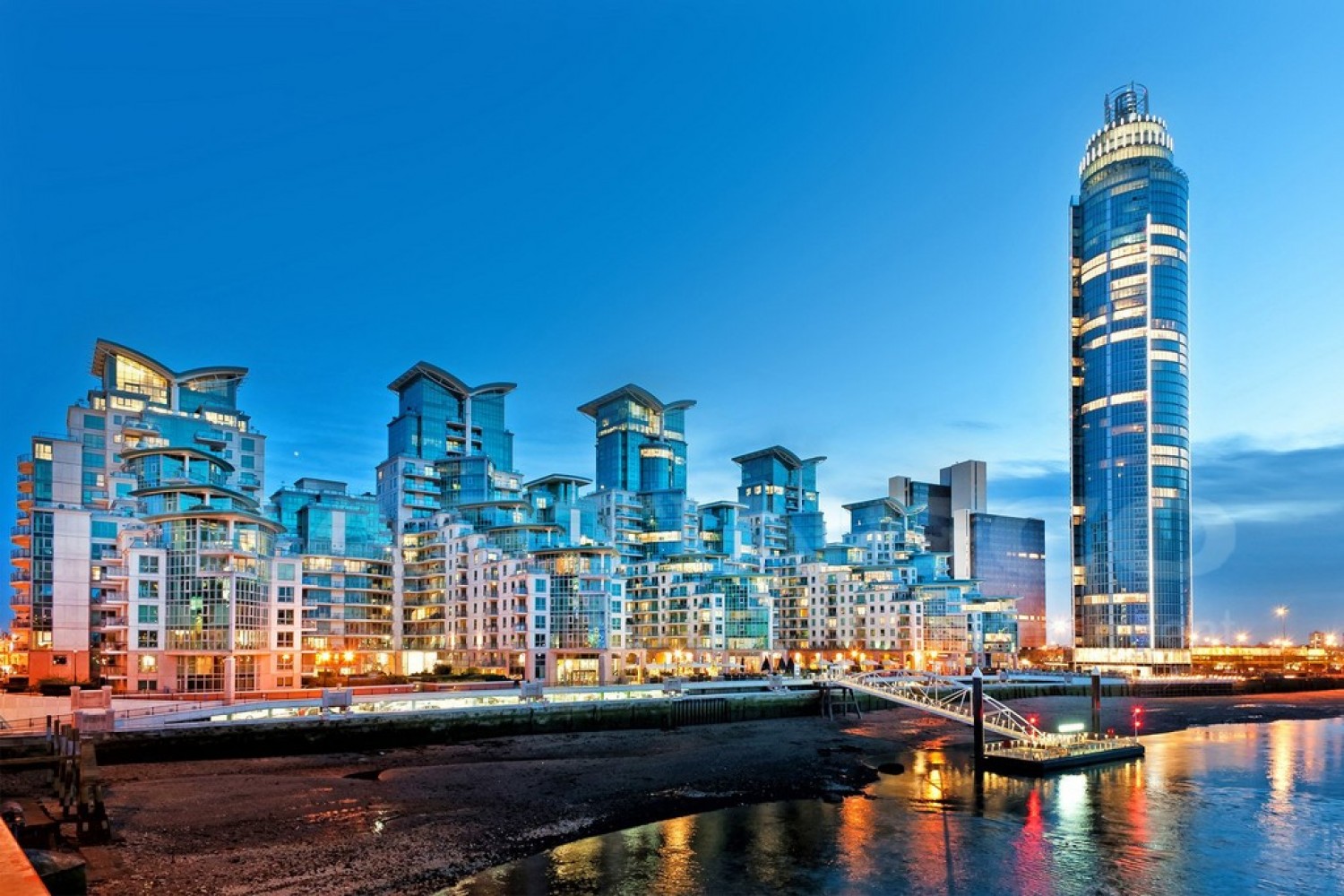 1 bedroom Flat for Letting One St George Wharf, Vauxhall