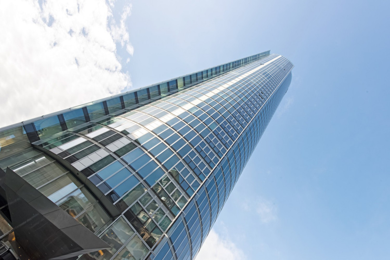 1 bedroom Flat for Letting One St George Wharf, Vauxhall