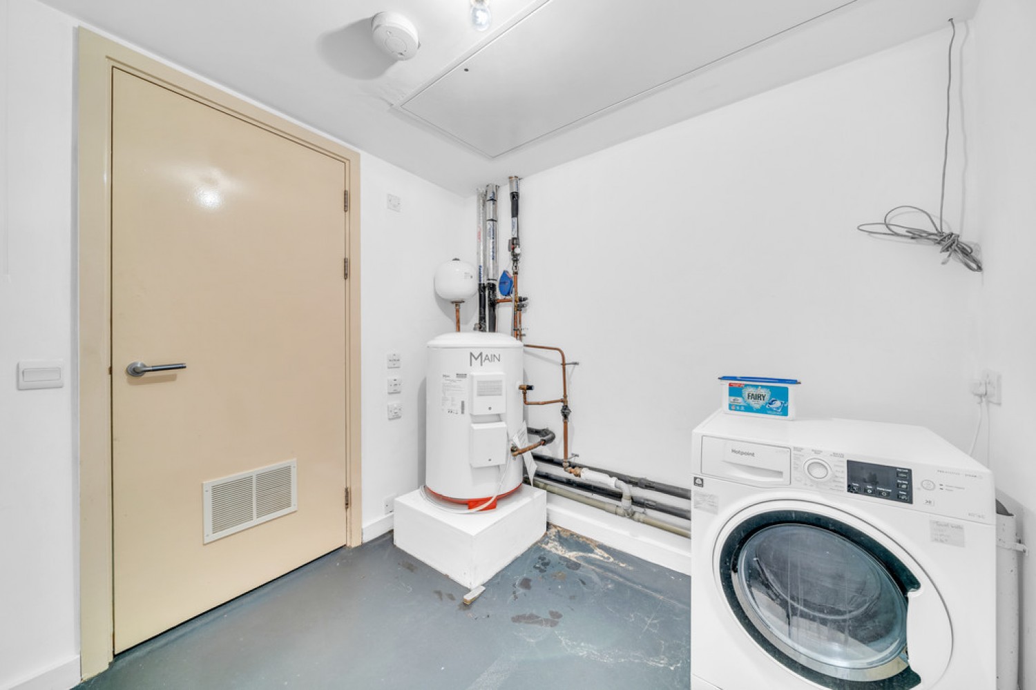 1 bedroom Flat for Letting Lombard Road, Battersea