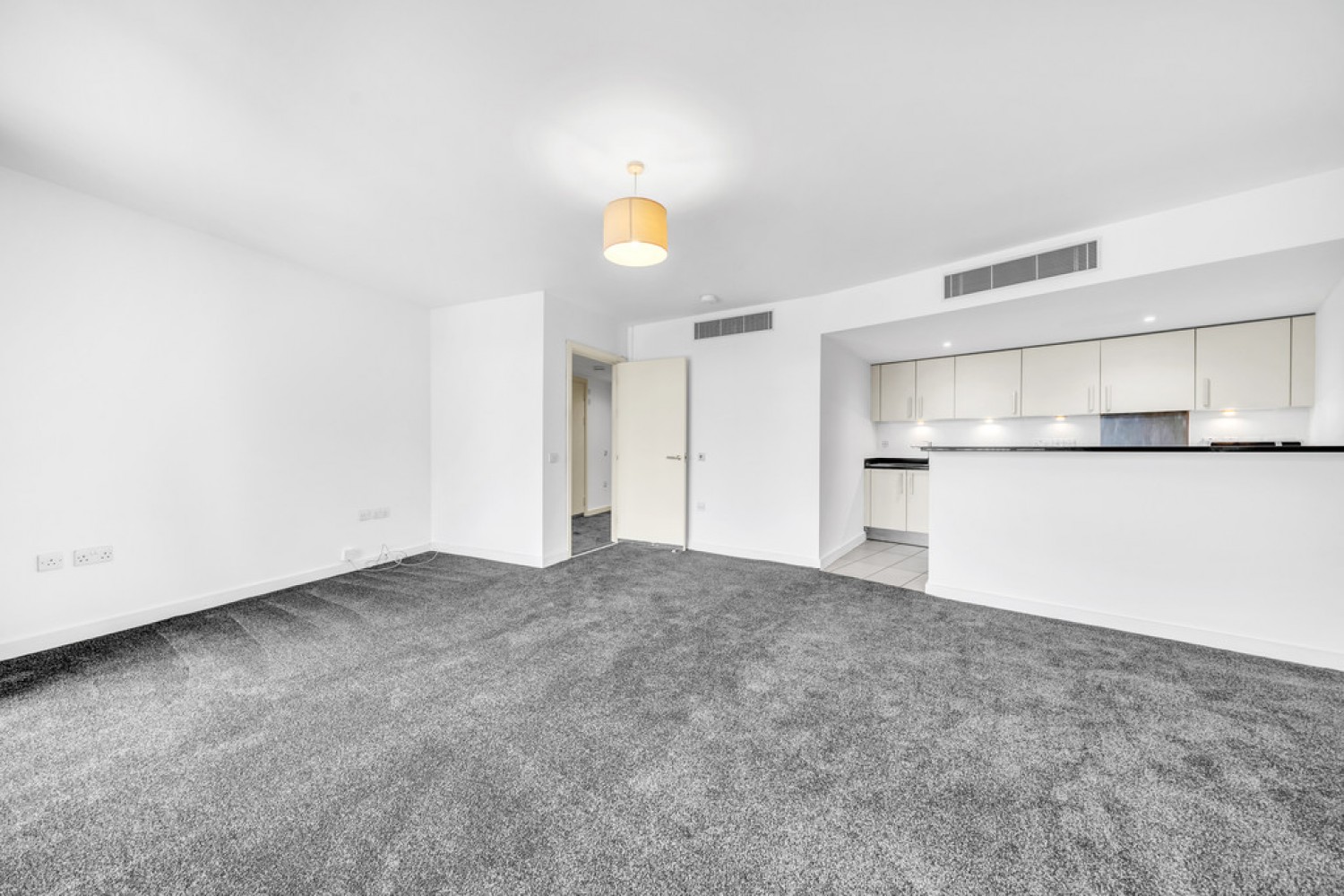 1 bedroom Flat for Letting Lombard Road, Battersea