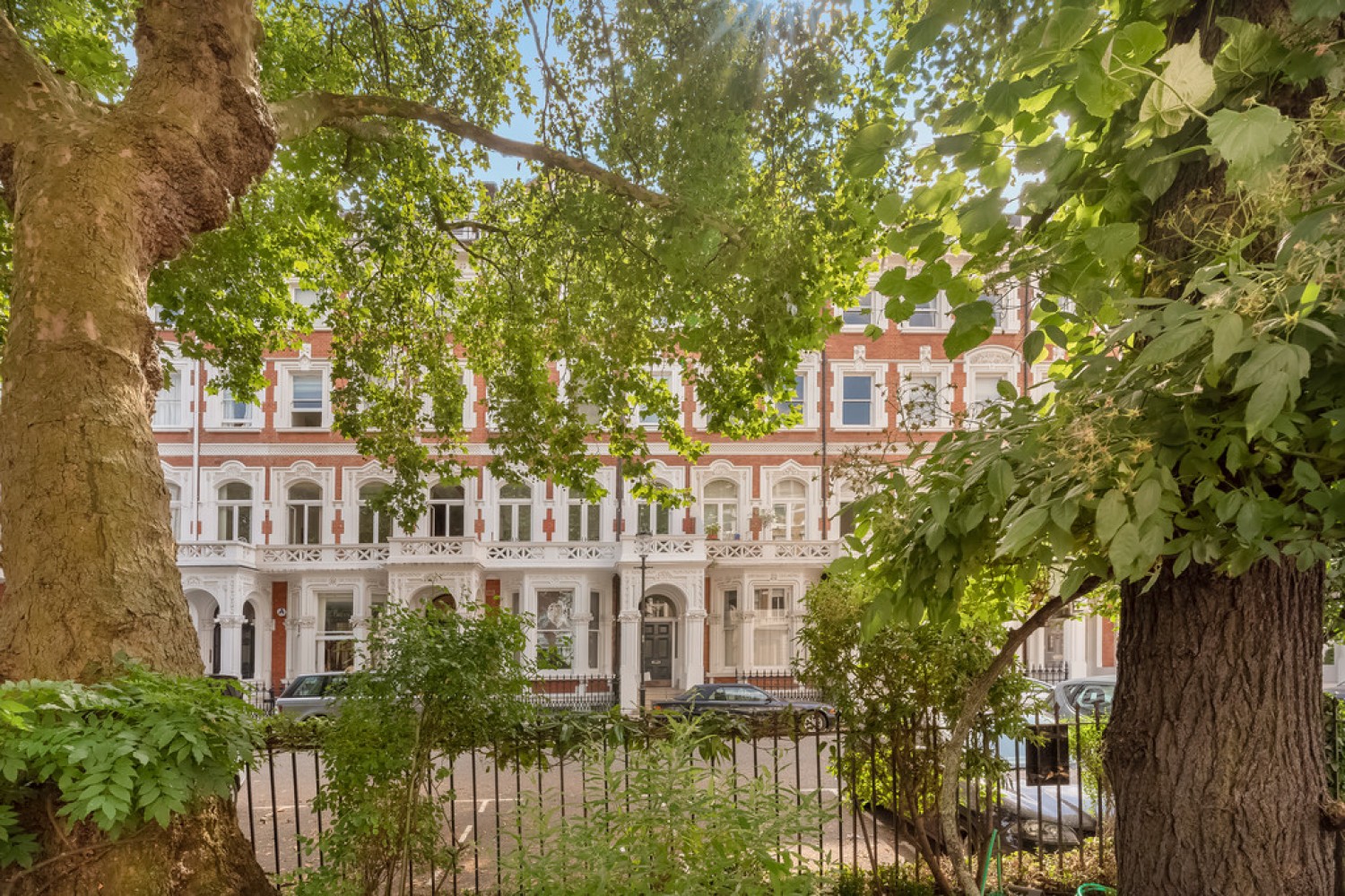 1 bedroom Flat for Letting Emperors Gate, South Kensington