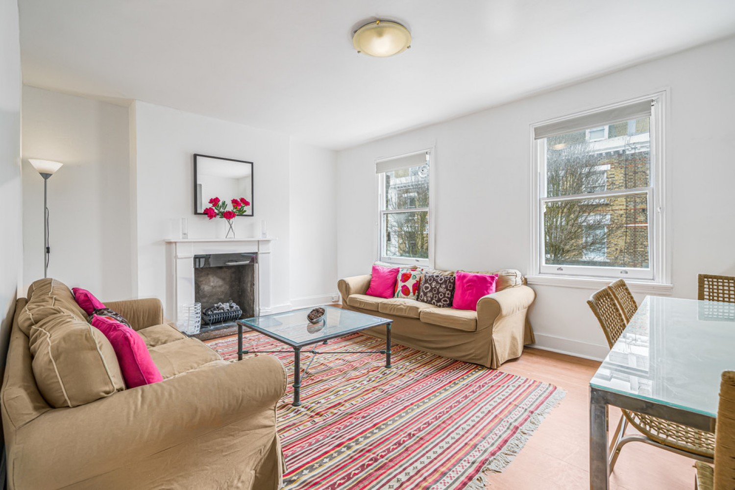 2 bedroom Flat for Letting Stadium Street, Chelsea