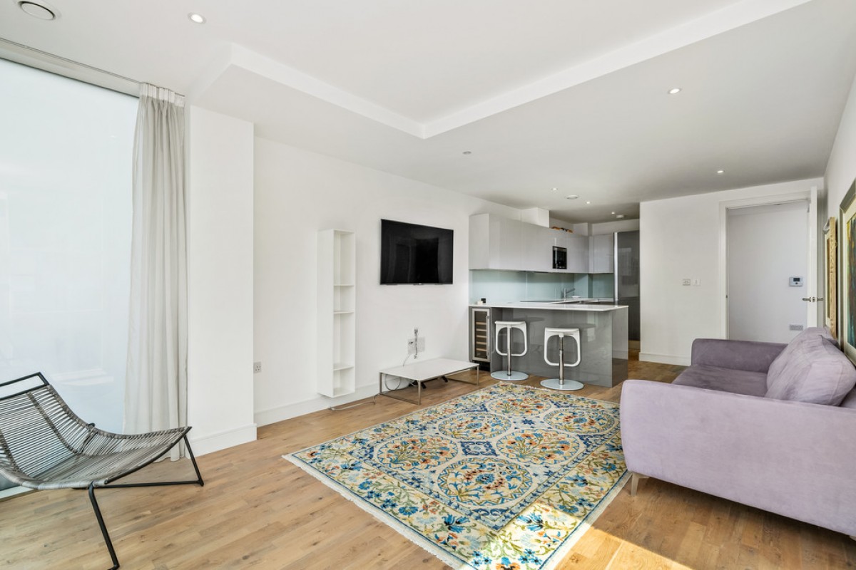 Quarter House, Battersea Reach