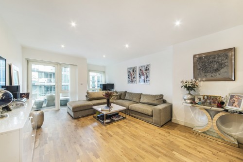 Quarter House, Battersea Reach