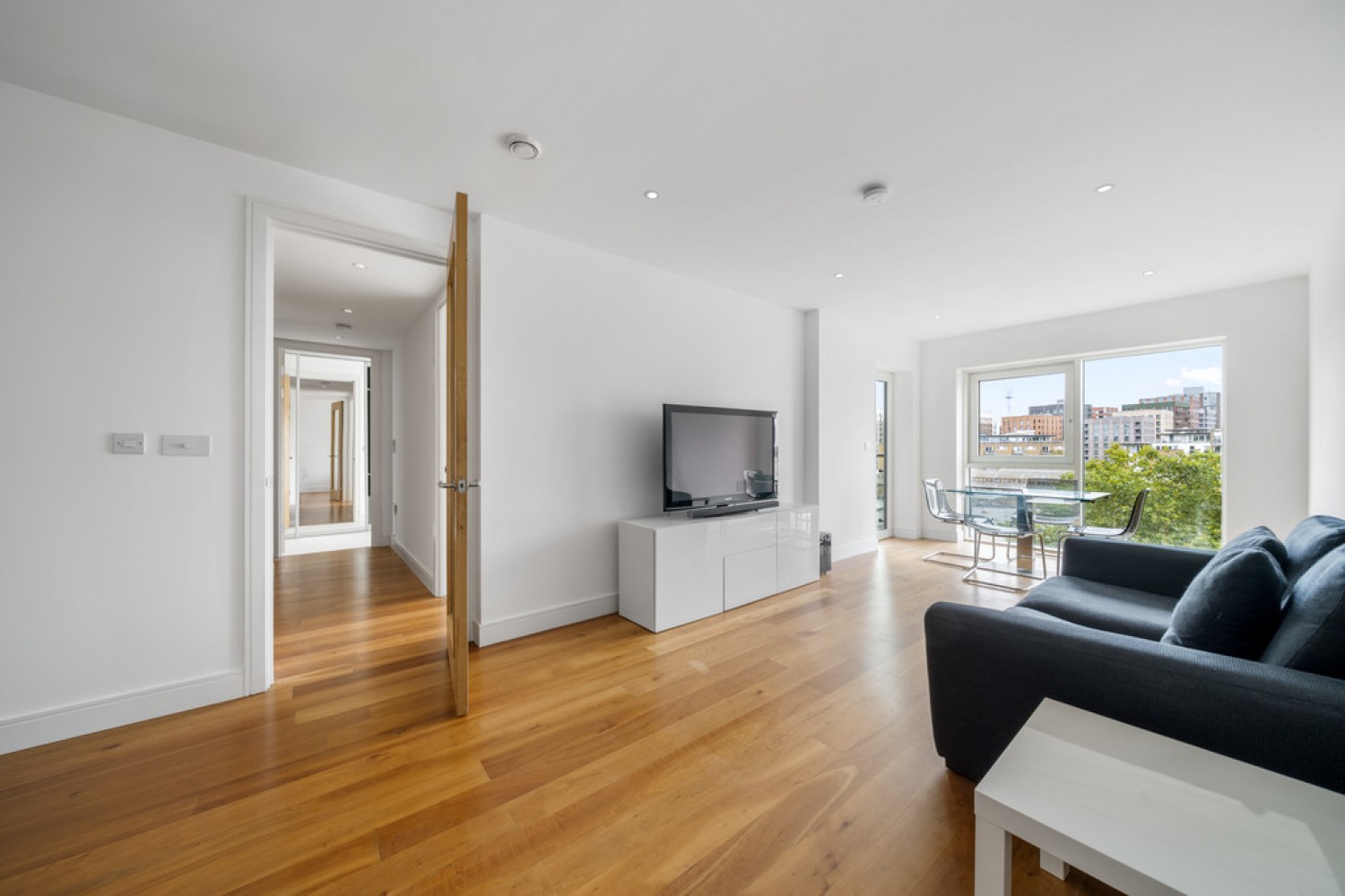 Spinnaker House, Battersea Reach