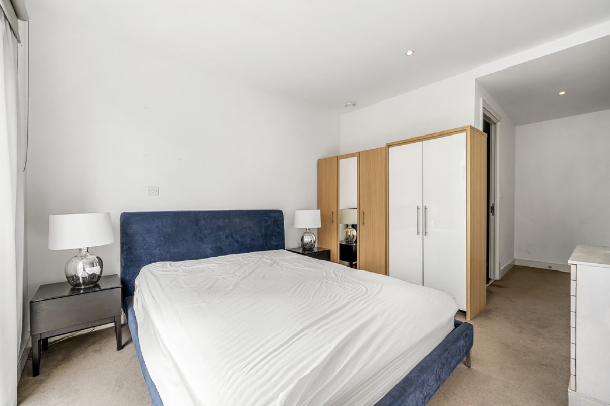 Quarter House, Battersea Reach