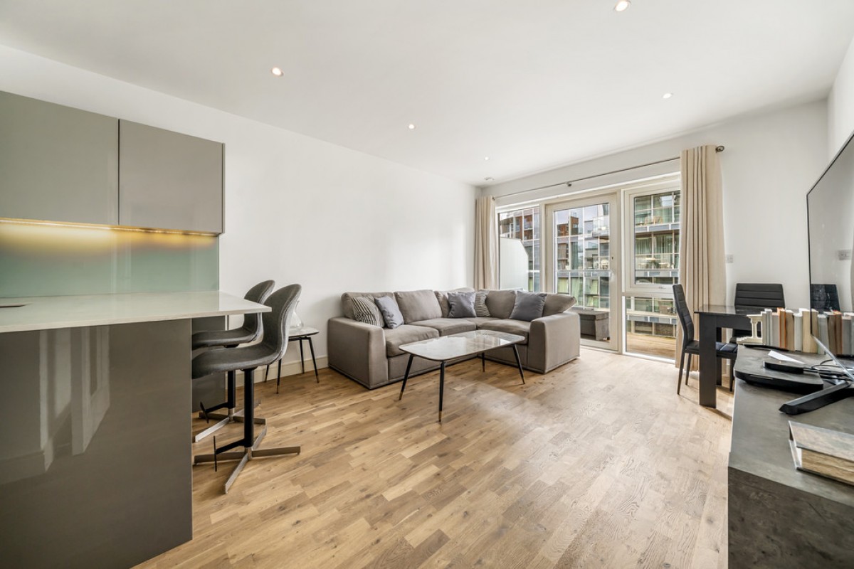 Quarter House, Battersea Reach
