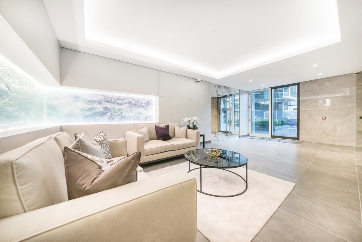 Trafalgar House, Battersea Reach