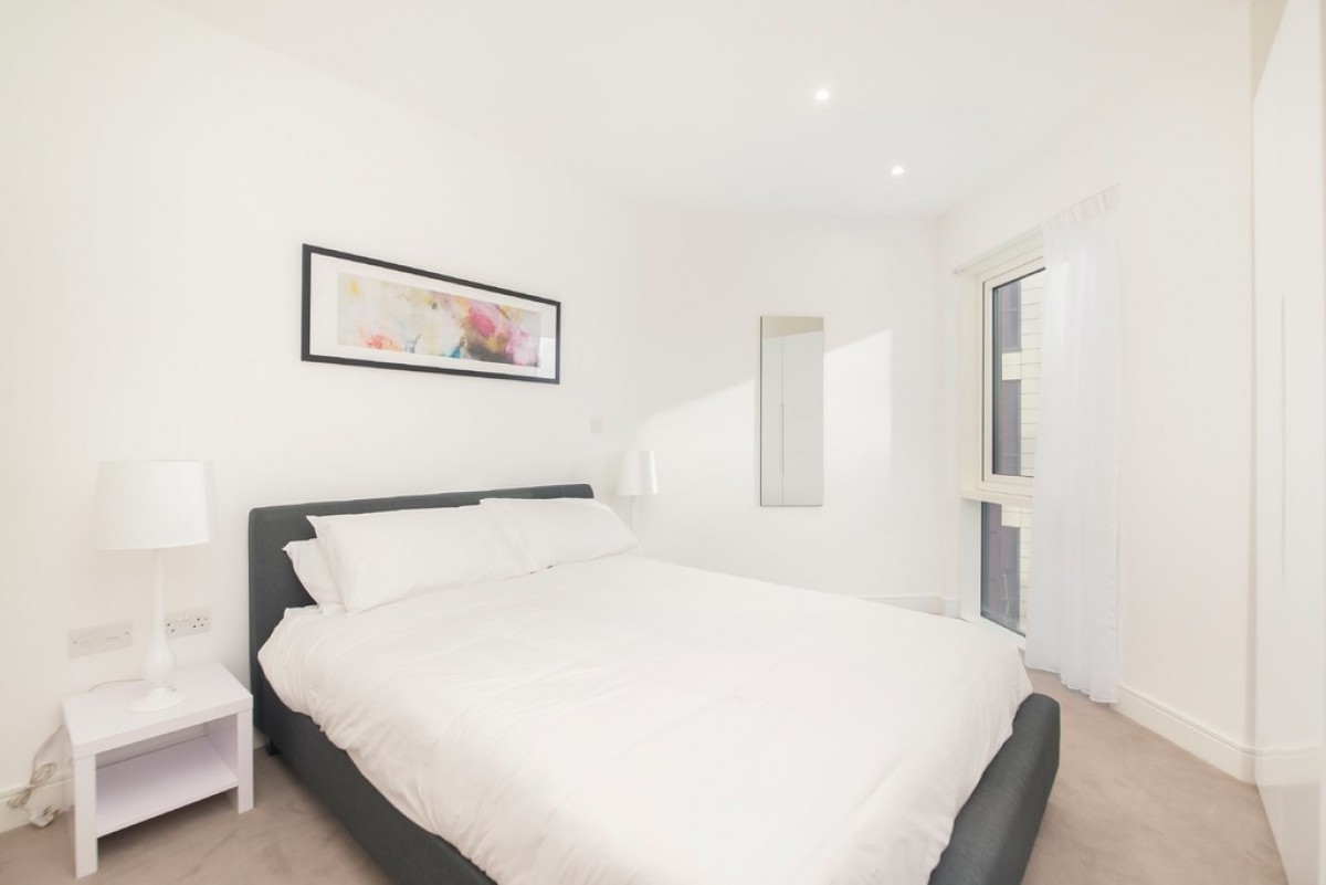 Trafalgar House, Battersea Reach