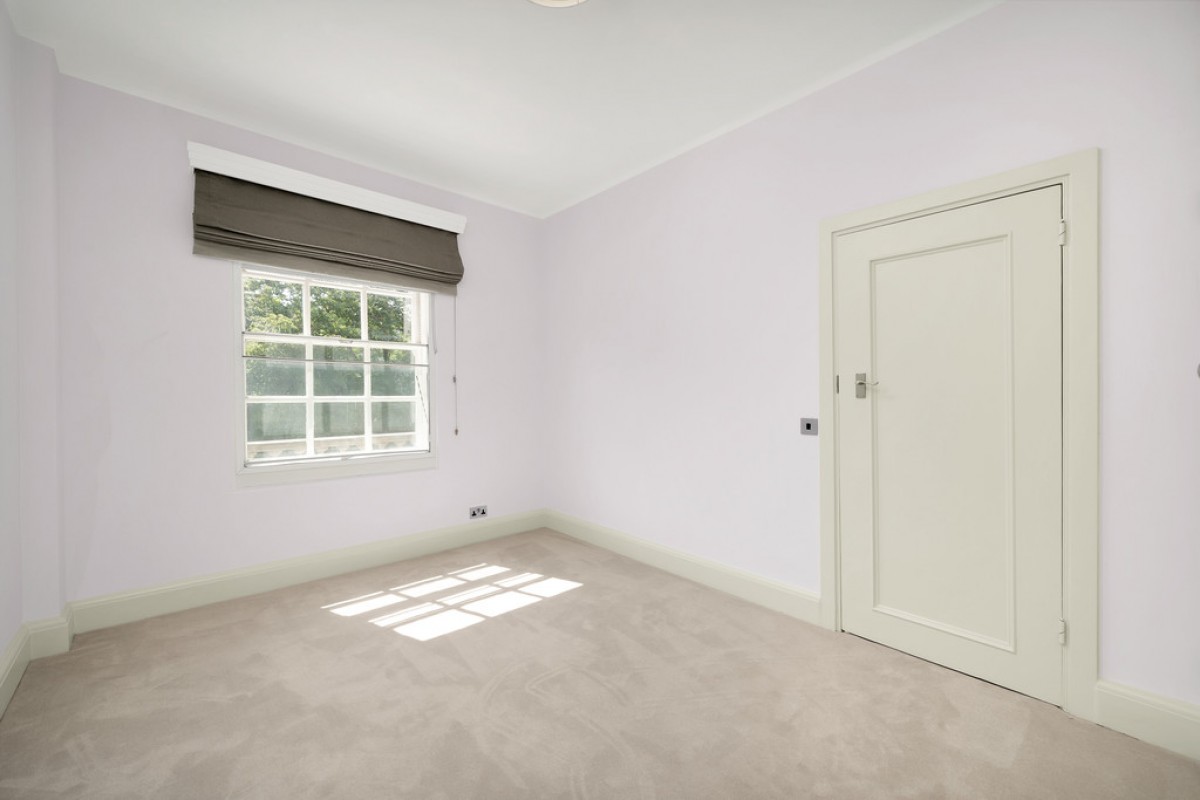 Melbury Court, Kensington High Street