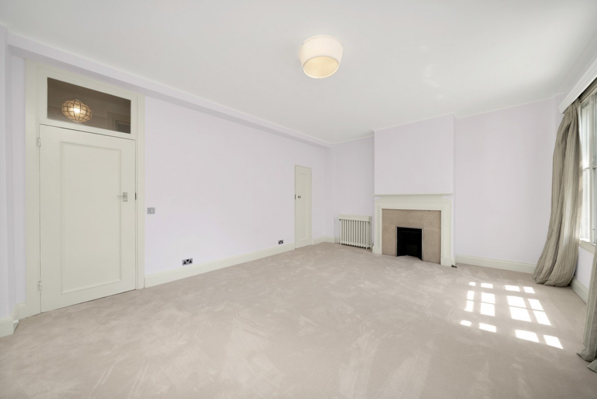 Melbury Court, Kensington High Street