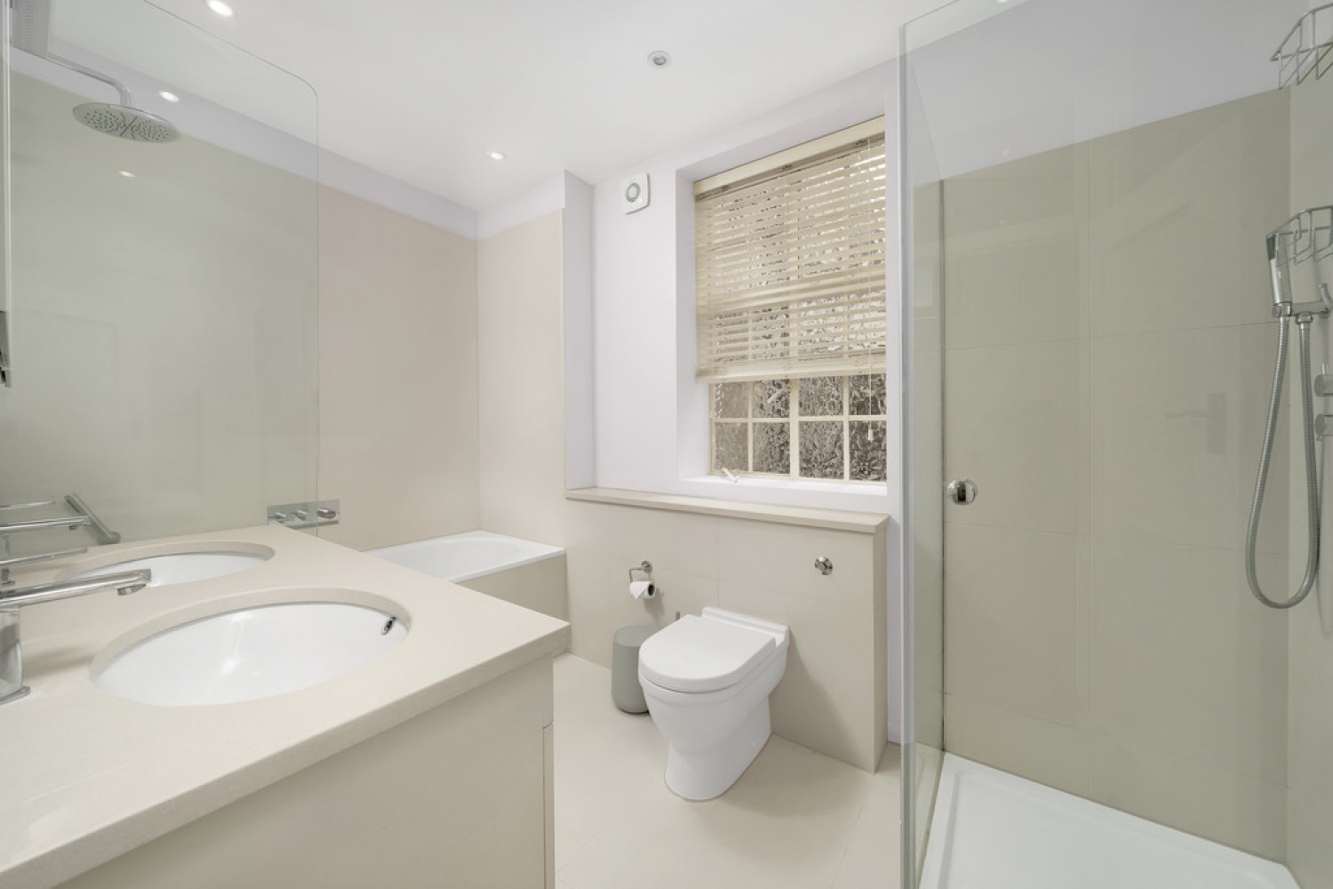 5 bedroom Flat for Letting Melbury Court, Kensington High Street