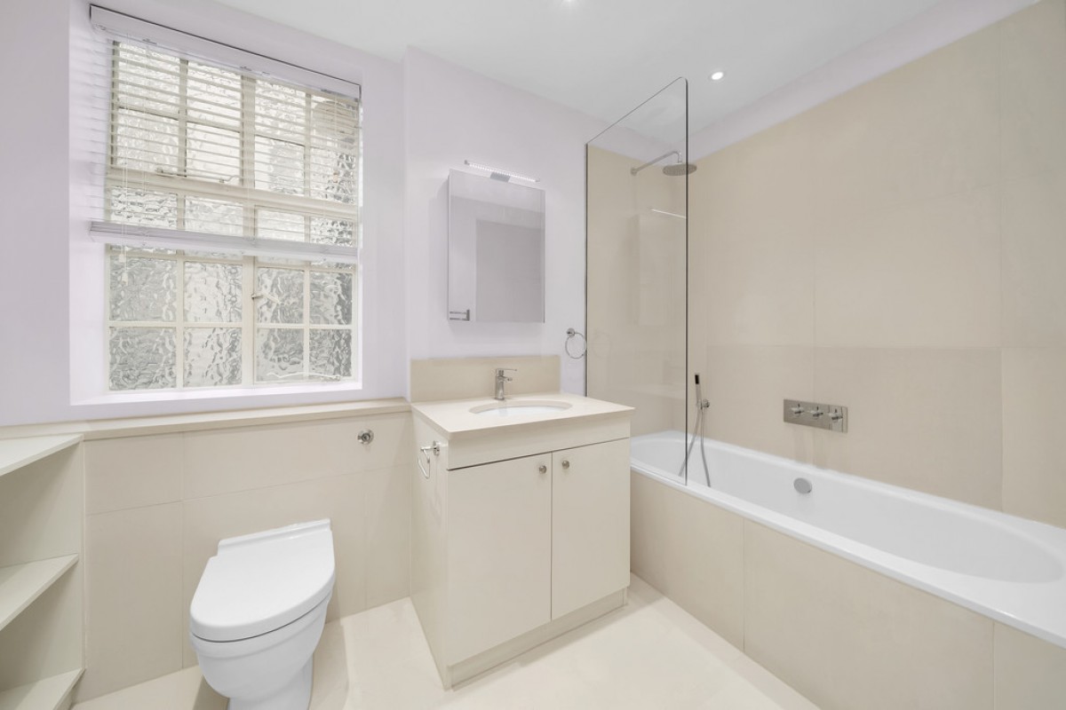 Melbury Court, Kensington High Street