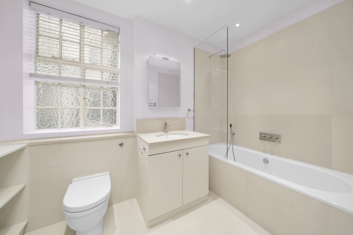 5 bedroom Flat for Letting Melbury Court, Kensington High Street