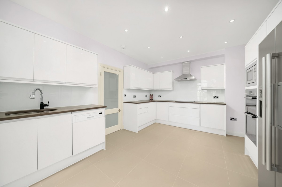 Melbury Court, Kensington High Street