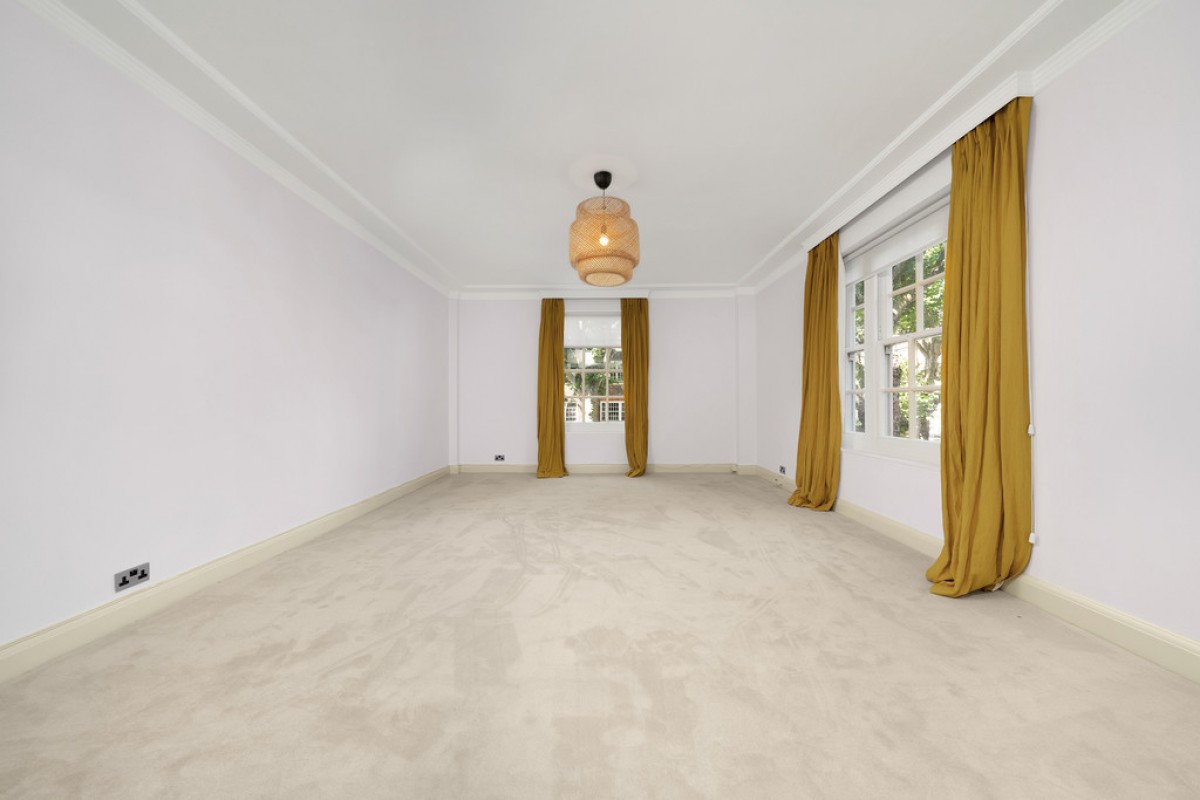 Melbury Court, Kensington High Street