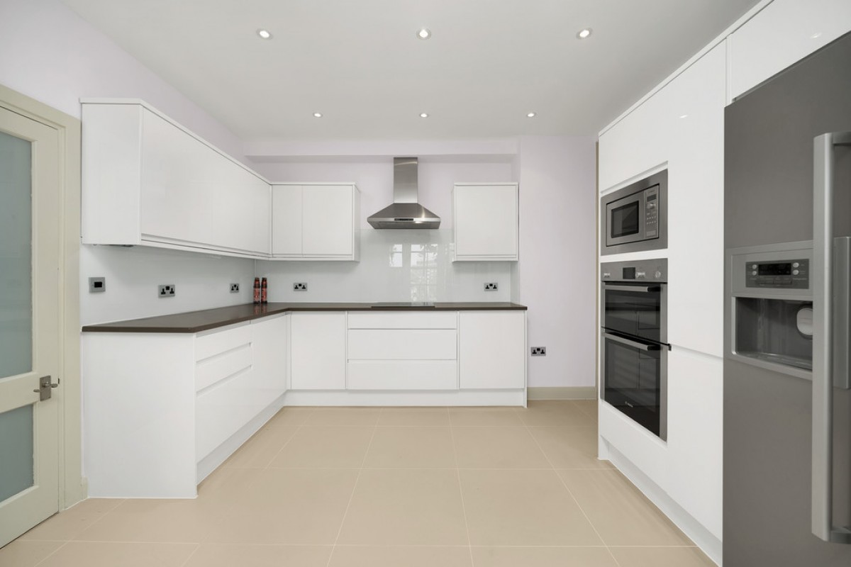 Melbury Court, Kensington High Street