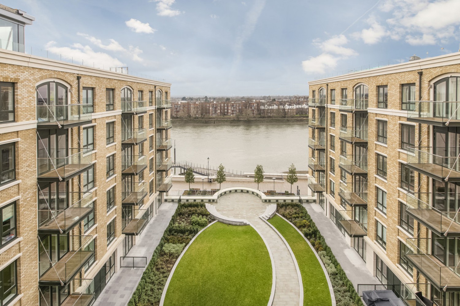 2 bedroom Flat for Letting Brunswick House, Fulham Reach