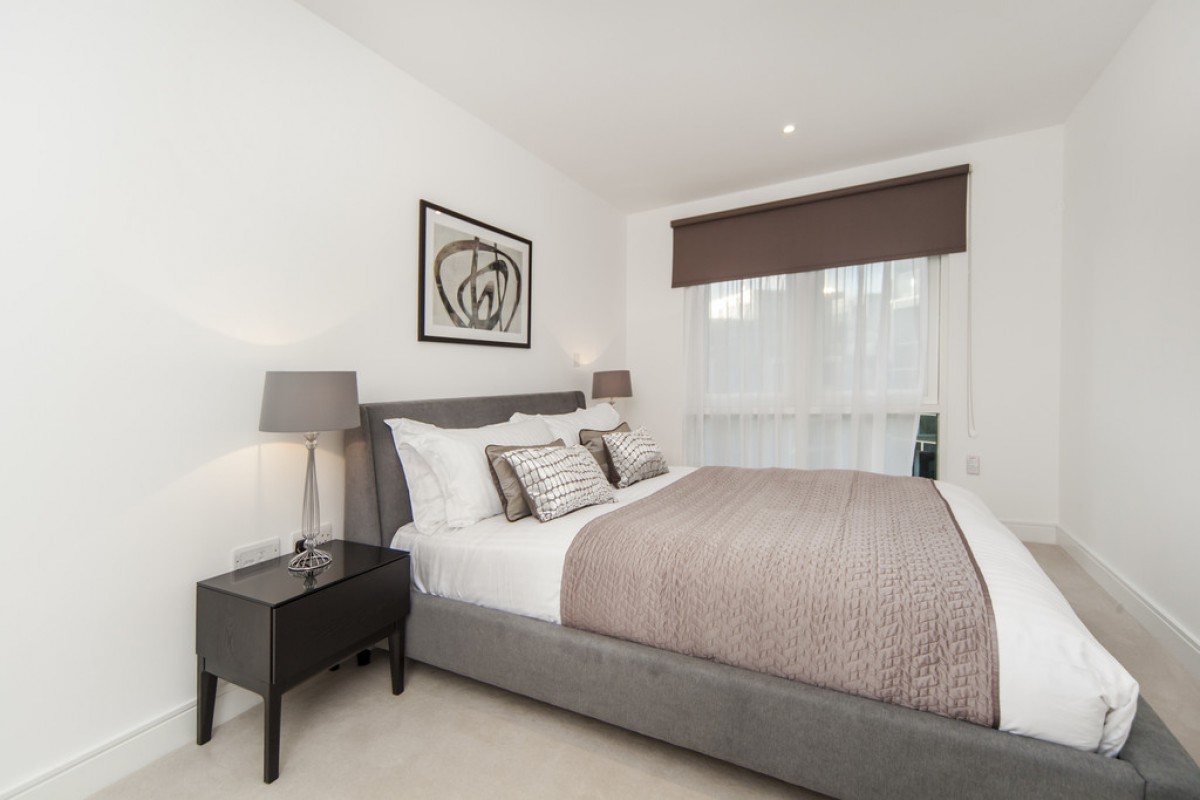 Trafalgar House, Battersea Reach