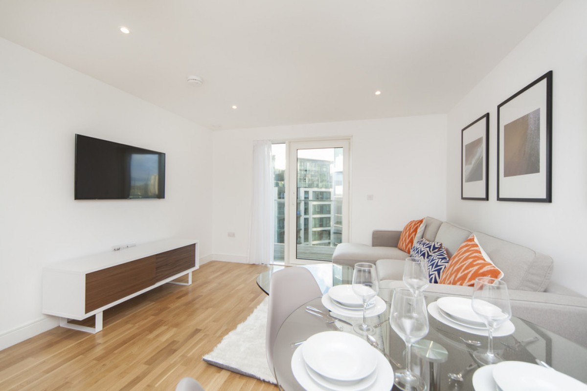 Trafalgar House, Battersea Reach