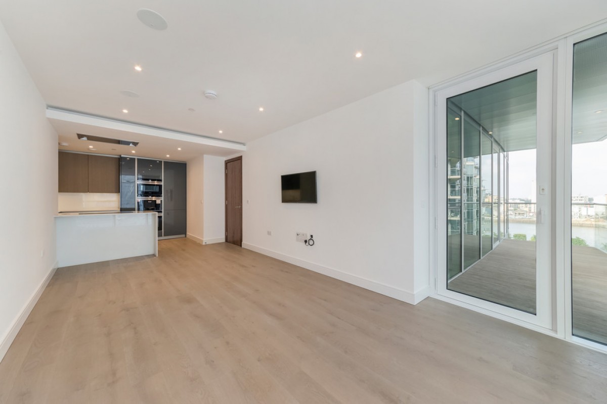 Pinnacle House, Battersea Reach