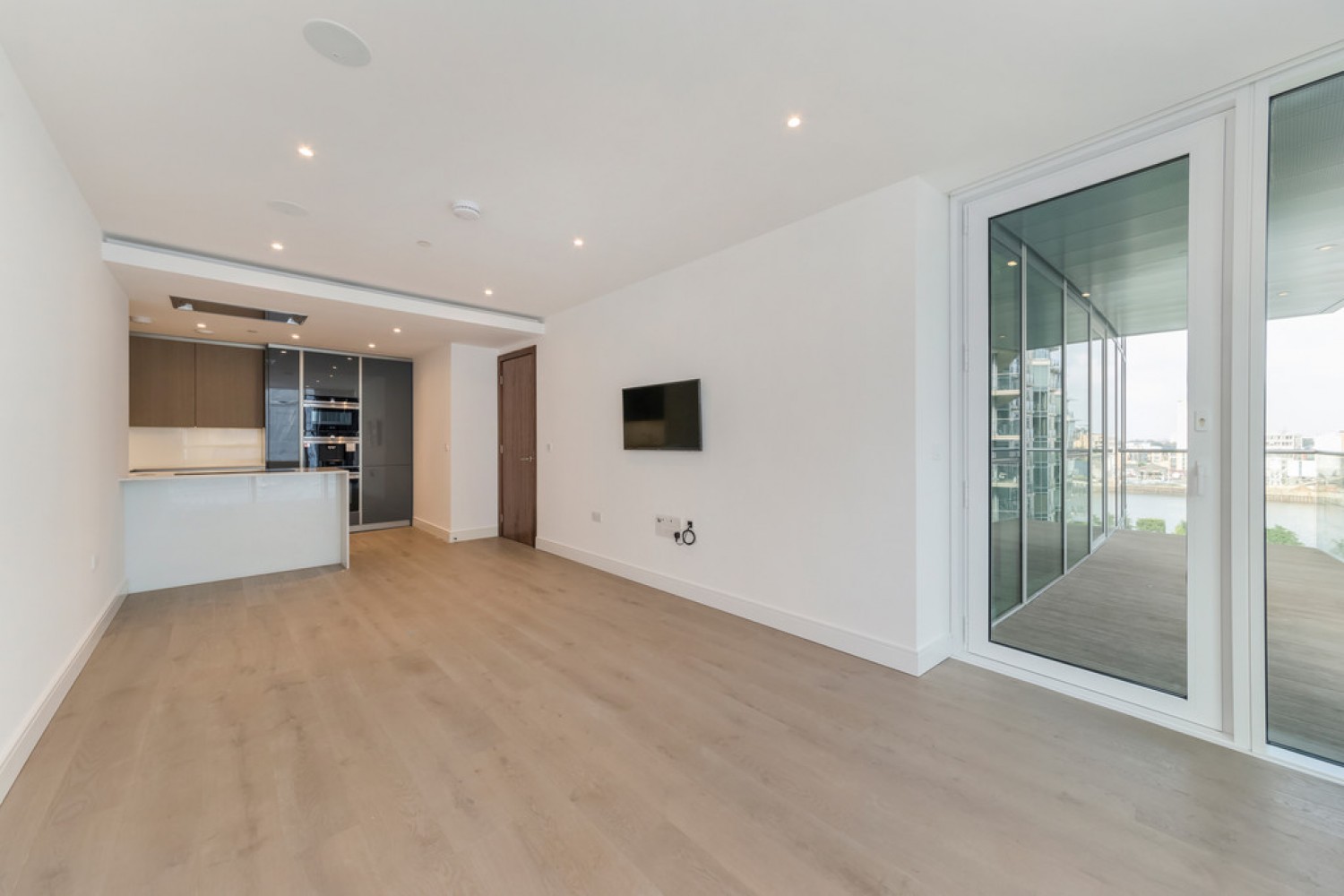 Pinnacle House, Battersea Reach